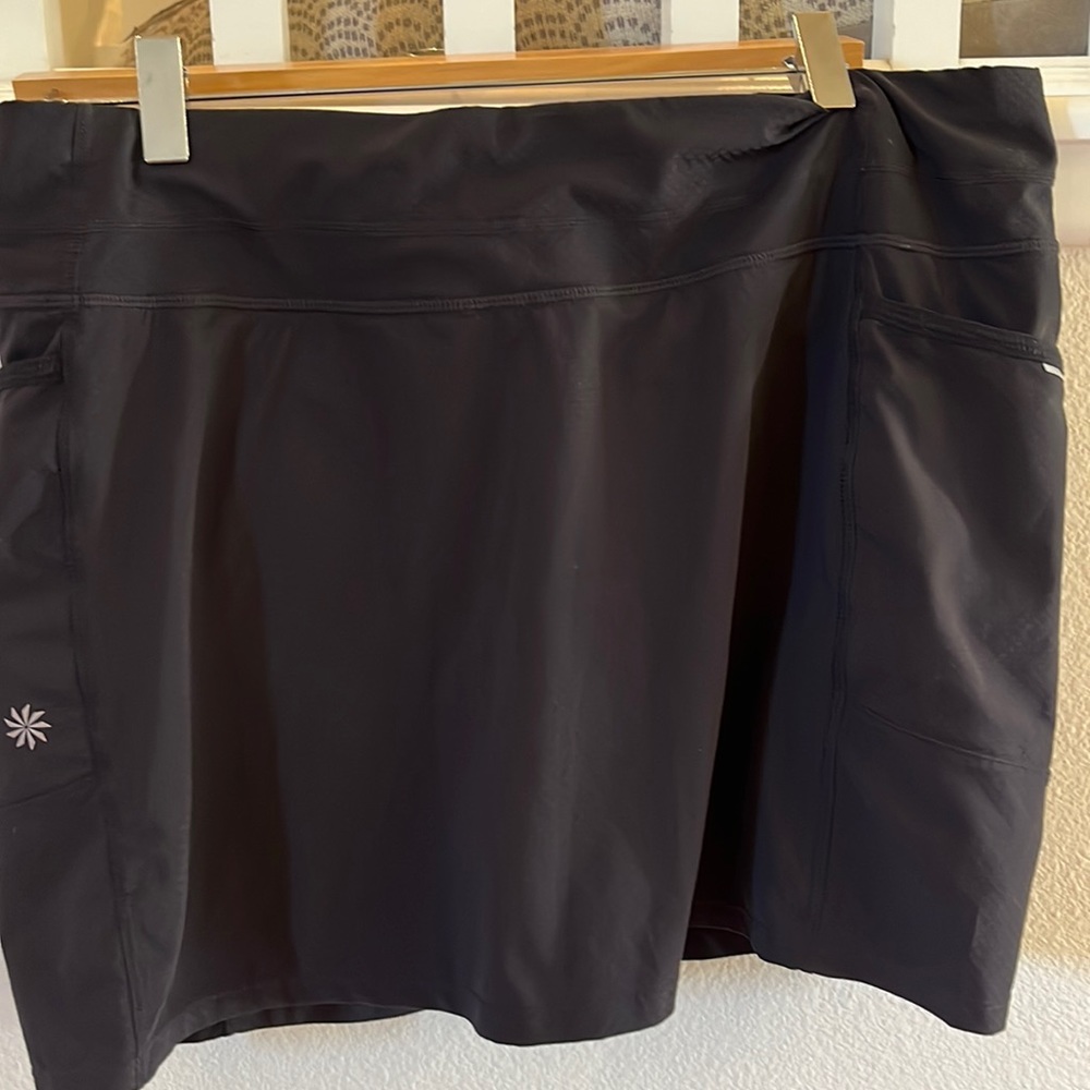 Like new Athleta golf skirt wore in a charity tournament and I don’t really golf